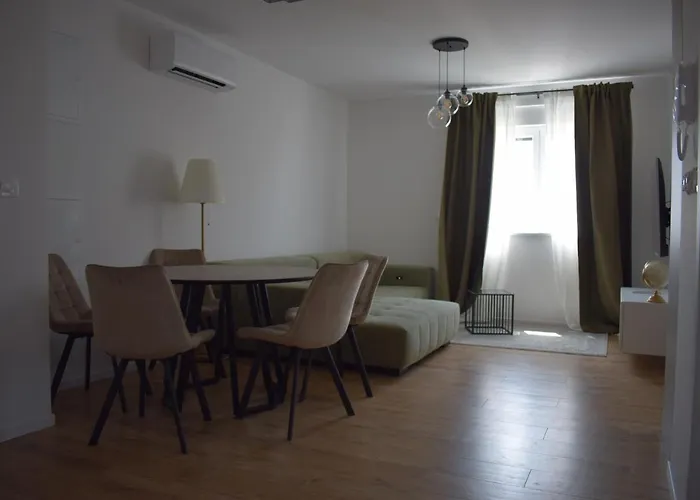 アパート V トロギール