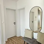 V Apartmán *