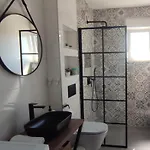 V Apartmán