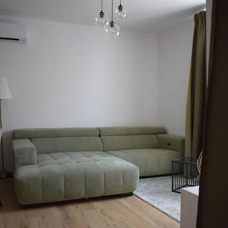 아파트 V 트로기르