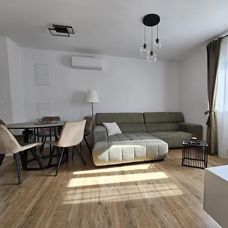 V Apartamento Trogir